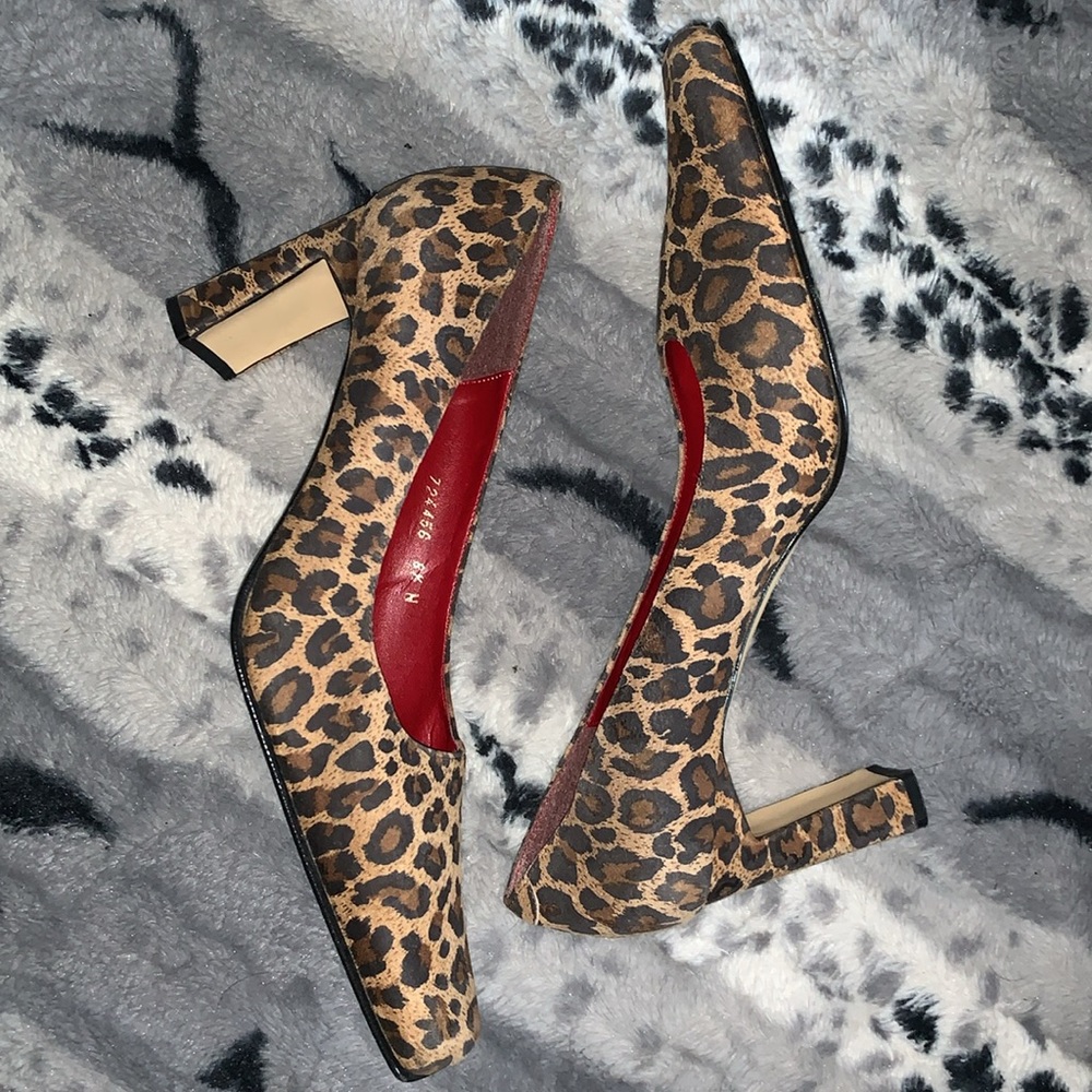 Costa Blanca Animal Print Heels — 8.5 Narrow - Picture 4 of 14